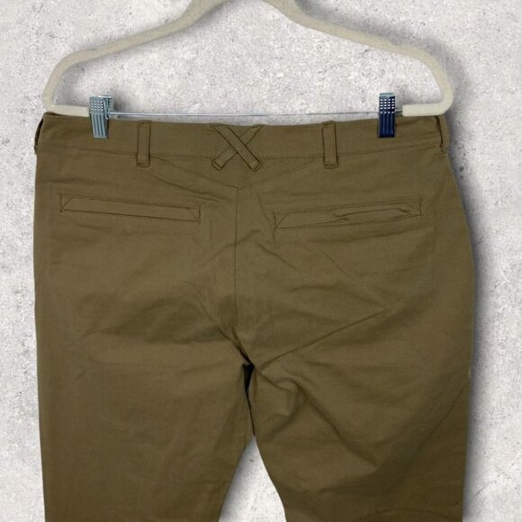 New Mack Weldon Beige Tan Chino Pants Size 34 by 34 Sandstorm Technical Stretch - Picture 7 of 11